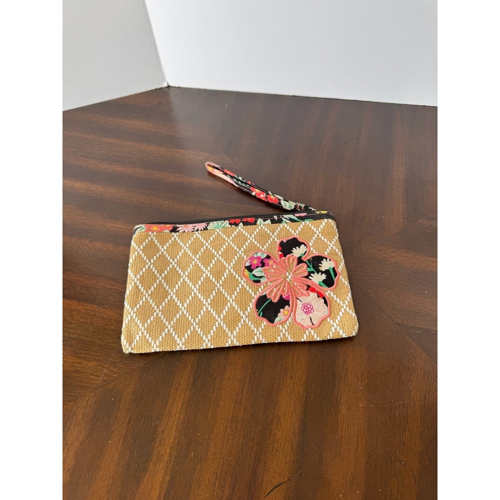 Vera Bradley Tan Diamond Pattern Wristlet Cosmetic Pouch Floral Trim
